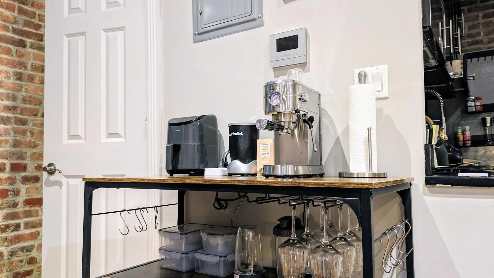 Private Room At A 3 Bedroom Apt At The Heart Of East Village - Shared Apartment New York